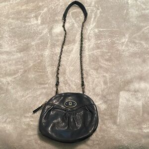 Fossil Vintage mini crossbody with chain strap.